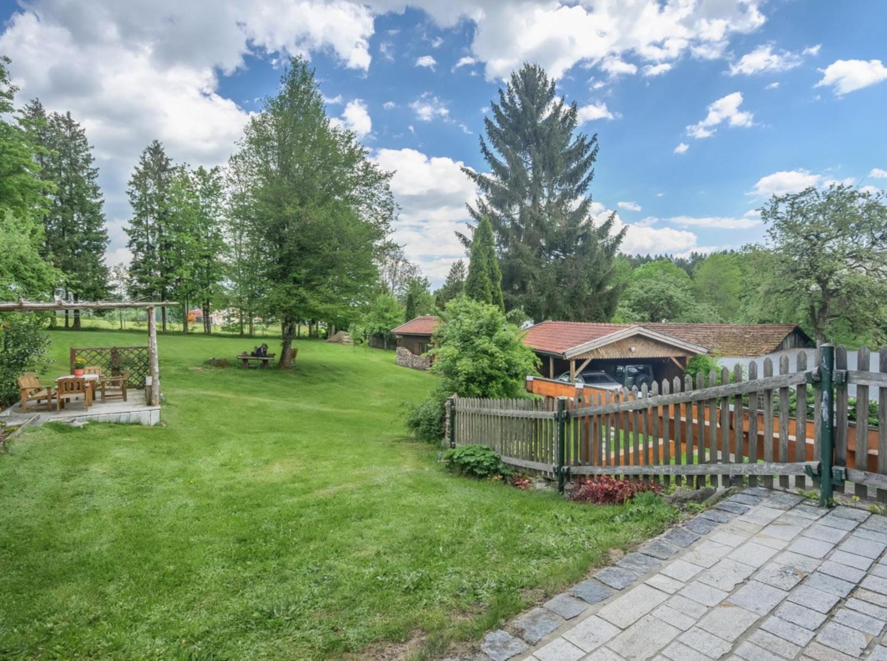 400qm bayr.LUXUSVILLA. 2500qm uneinsehbarer Garten Freyung Exterior foto